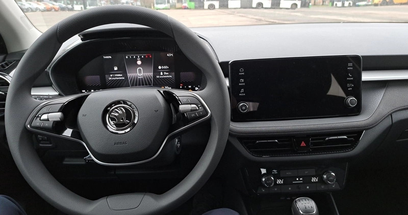 Skoda Fabia cena 93350 przebieg: 1, rok produkcji 2024 z Szczecin małe 742